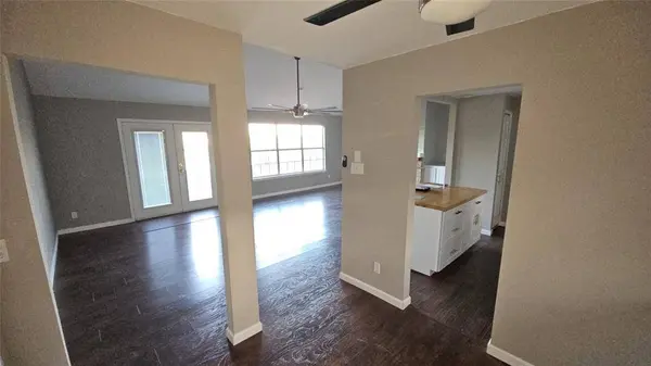 746 Haven Lane, Fort Worth, TX 76112