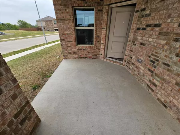 8640 Caldera Lane, Fort Worth, TX 76131