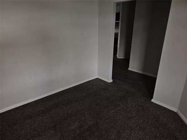 8640 Caldera Lane, Fort Worth, TX 76131