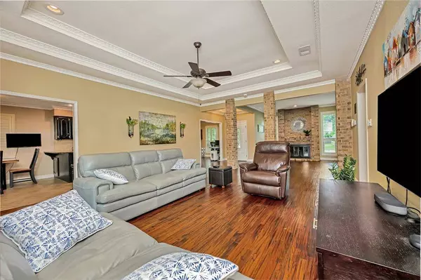 2011 Silver Creek Drive, Euless, TX 76040