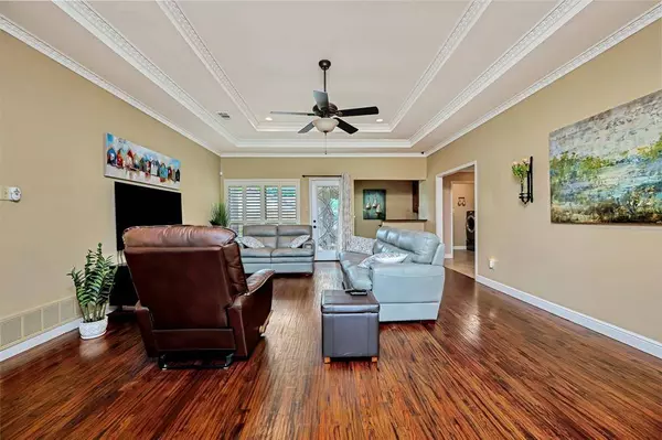 2011 Silver Creek Drive, Euless, TX 76040