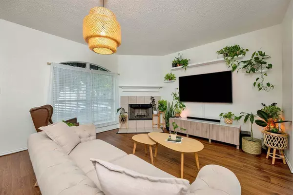 6400 Bay Lake Drive, Fort Worth, TX 76179