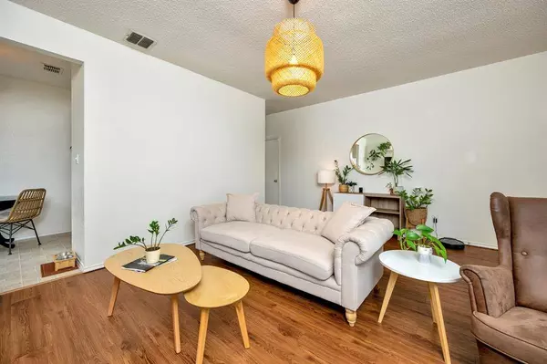 6400 Bay Lake Drive, Fort Worth, TX 76179