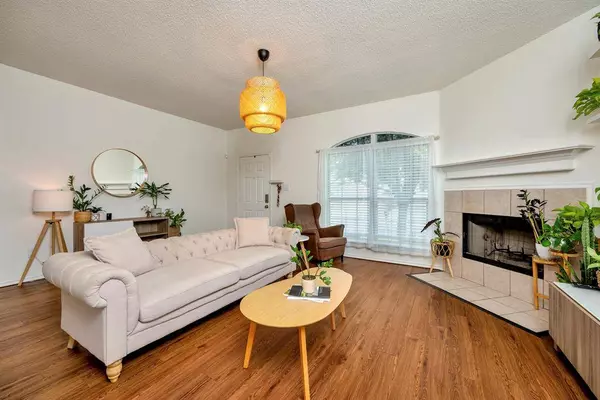 6400 Bay Lake Drive, Fort Worth, TX 76179