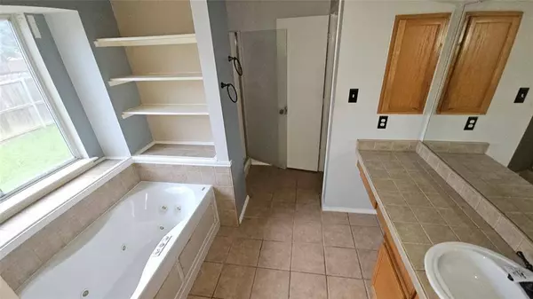 741 Cardinal Drive, Saginaw, TX 76131