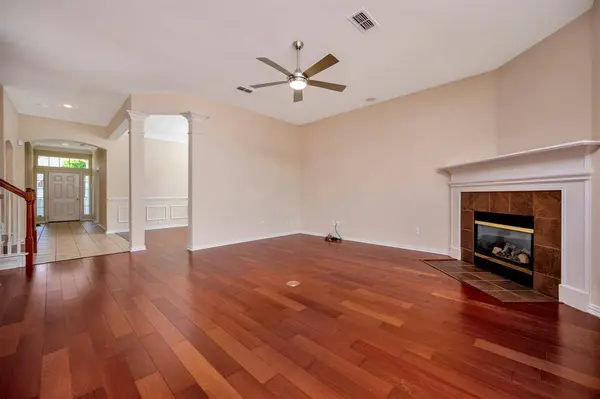 8256 Bridge Street, North Richland Hills, TX 76180