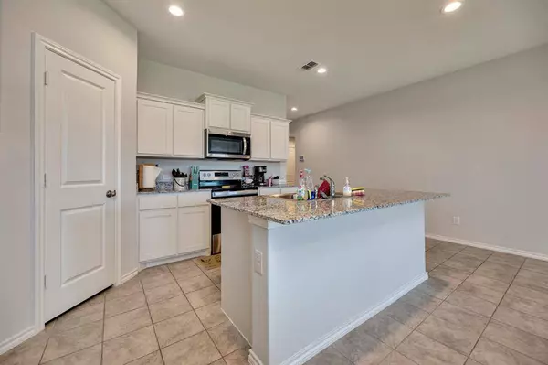 9441 Firedog Drive, Fort Worth, TX 76131