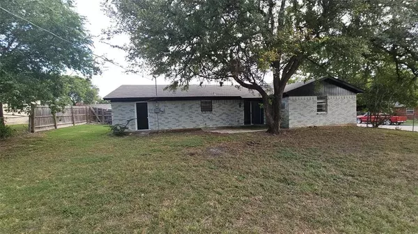 6101 Melody Lane, Watauga, TX 76148