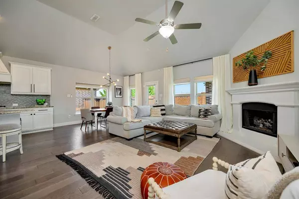 5032 Stockwhip Drive, Fort Worth, TX 76036