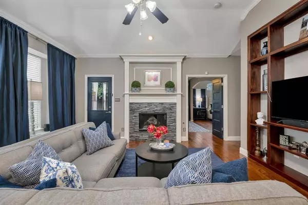 9829 Mcfarring Drive, Fort Worth, TX 76244