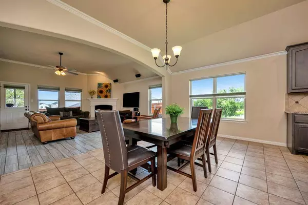 1932 Arroyo Verde Trail, Fort Worth, TX 76131