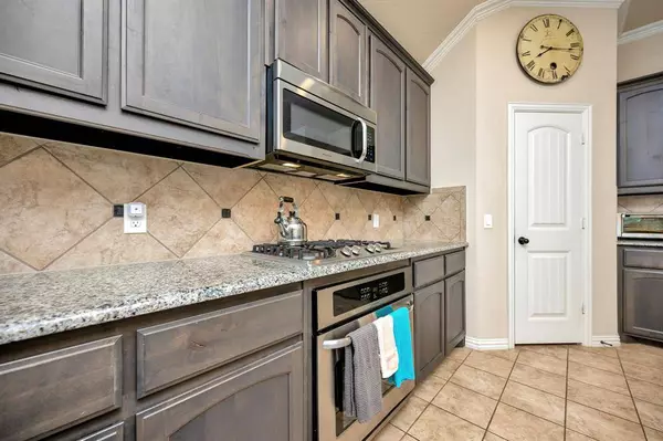 1932 Arroyo Verde Trail, Fort Worth, TX 76131