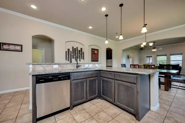 1932 Arroyo Verde Trail, Fort Worth, TX 76131