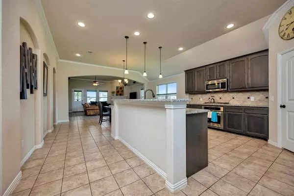 1932 Arroyo Verde Trail, Fort Worth, TX 76131