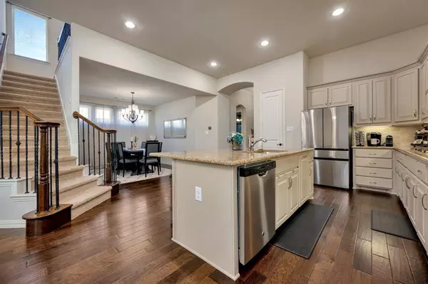 1212 Blue Lake Boulevard, Arlington, TX 76005