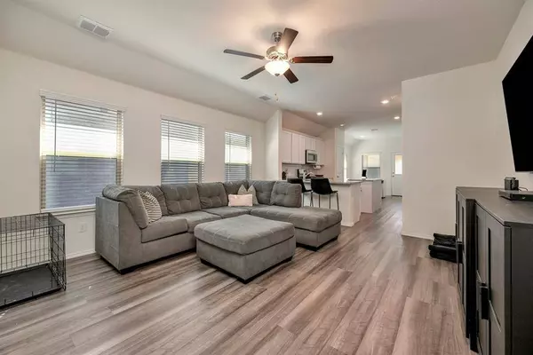 5809 Fir Tree Lane, Fort Worth, TX 76123