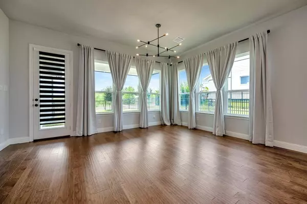 14325 Walsh Avenue, Fort Worth, TX 76008