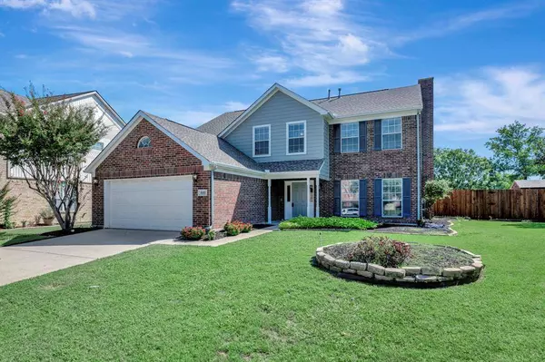 8000 Crazy Horse Lane, Fort Worth, TX 76137