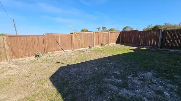 111 W Morning Dove Drive, Azle, TX 76020