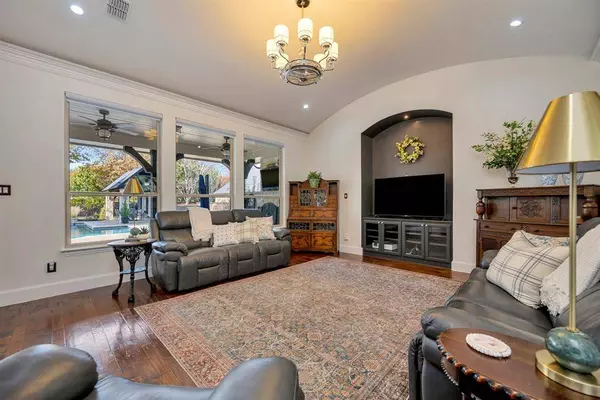 6104 Burnham Circle, Colleyville, TX 76034