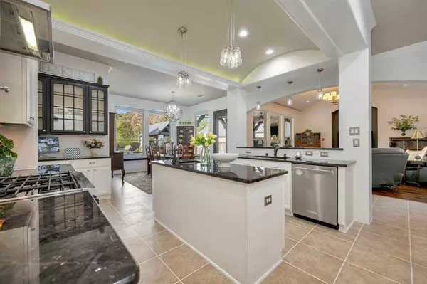 6104 Burnham Circle, Colleyville, TX 76034