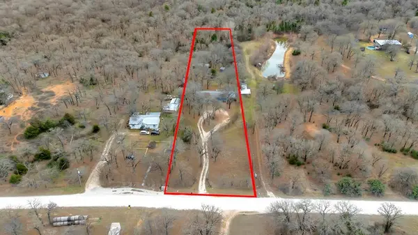 304 Hcr 1433, Covington, TX 76636