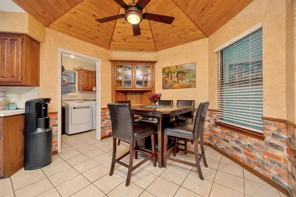 802 Katherine Court, Cedar Hill, TX 75104