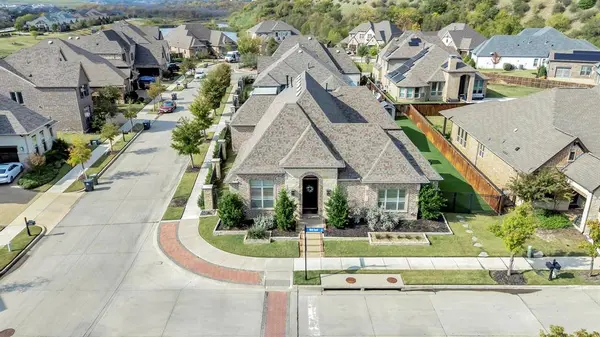 1201 White Squall Trail, Arlington, TX 76005