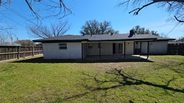 7000 Overhill Road, Fort Worth, TX 76116