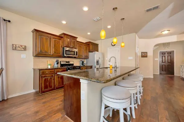 1608 Placitas Trail, Fort Worth, TX 76131