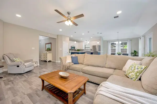 608 Perry Drive, White Settlement, TX 76108