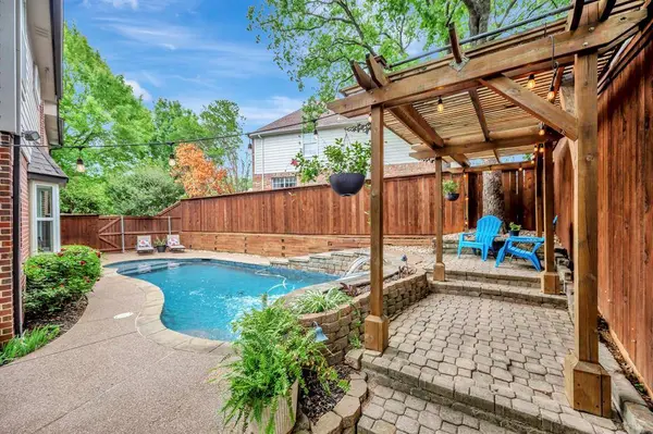 8555 Shadybrooke Court, North Richland Hills, TX 76182