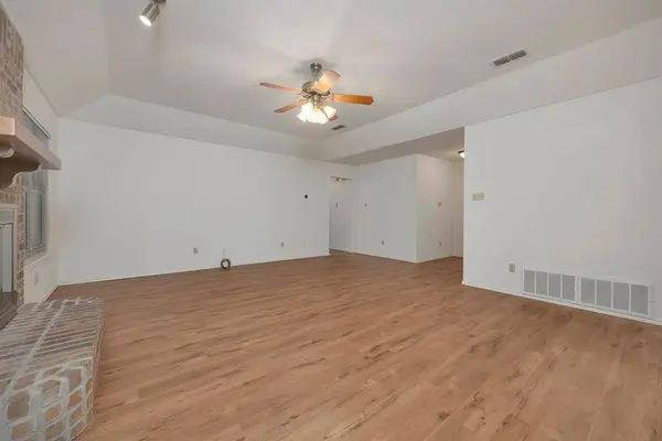 6900 Ritter Lane, Fort Worth, TX 76137
