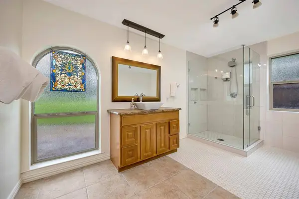 26 Rancho Drive N, Fort Worth, TX 76244