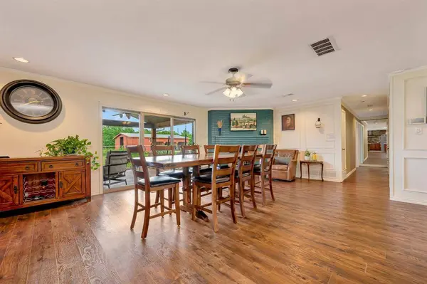 26 Rancho Drive N, Fort Worth, TX 76244