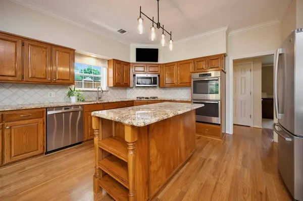5208 Alexander Drive, Flower Mound, TX 75028