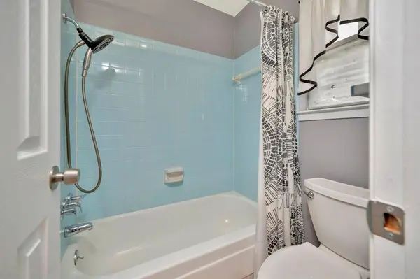 6320 Melinda Drive, Watauga, TX 76148