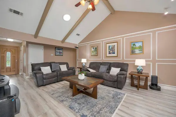 3109 Brightwood Court, Bedford, TX 76021