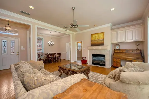 6520 Shelton Home Court, Arlington, TX 76017