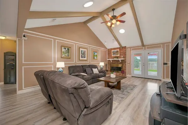 3109 Brightwood Court, Bedford, TX 76021