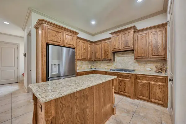 9144 Parson Drive, Lantana, TX 76226