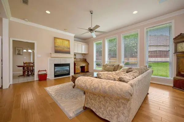 6520 Shelton Home Court, Arlington, TX 76017