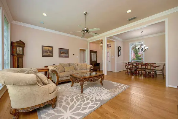 6520 Shelton Home Court, Arlington, TX 76017