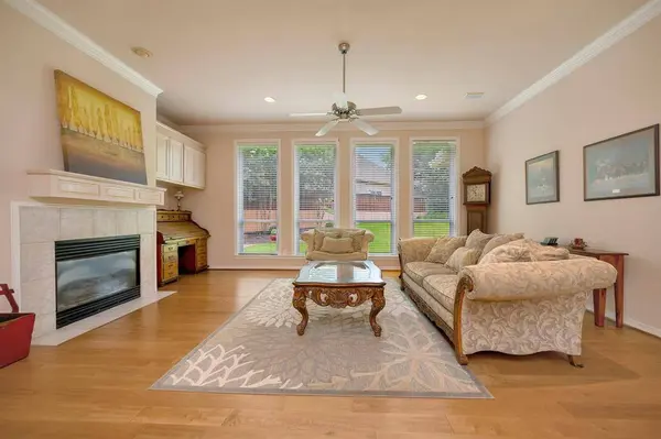 6520 Shelton Home Court, Arlington, TX 76017