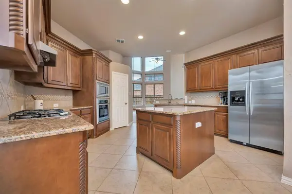 2003 Creekvista Drive, Keller, TX 76248