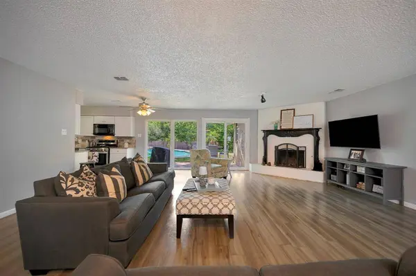 2727 Buffalo Drive, Arlington, TX 76013