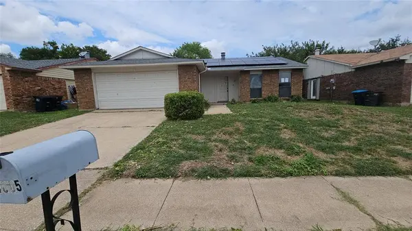 4005 Engleman Street, Fort Worth, TX 76137