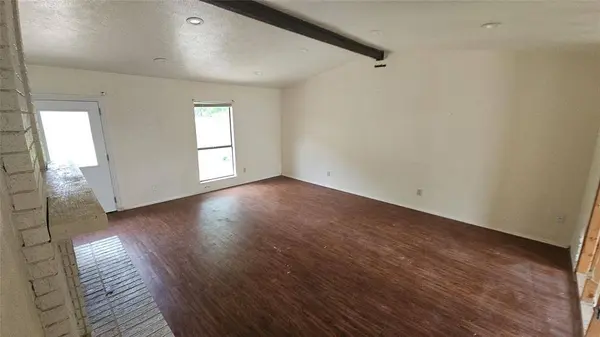 4005 Engleman Street, Fort Worth, TX 76137