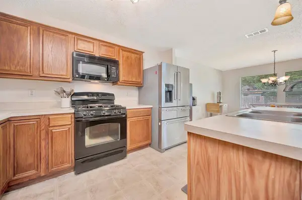 6825 Permian Lane, Fort Worth, TX 76137