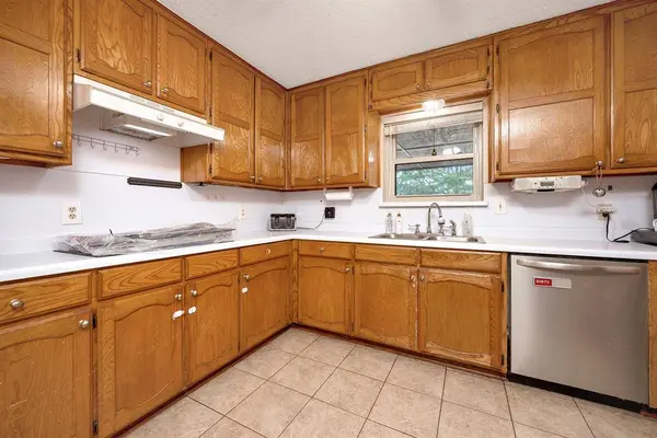 408 Chimney Hill Circle, Mansfield, TX 76063